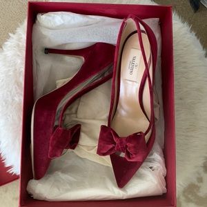 Valentino bow velvet pumps sz 37.5